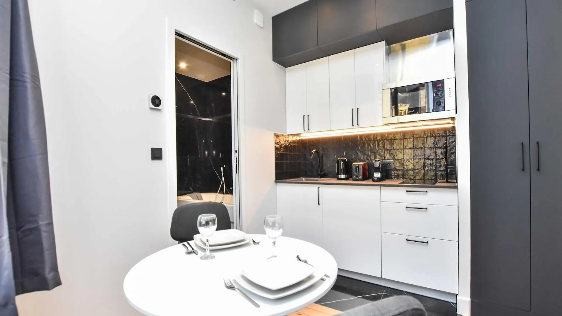 Apartman Chic Studio W Jacuzzi - 2P - Near Palais Garnier Párizs